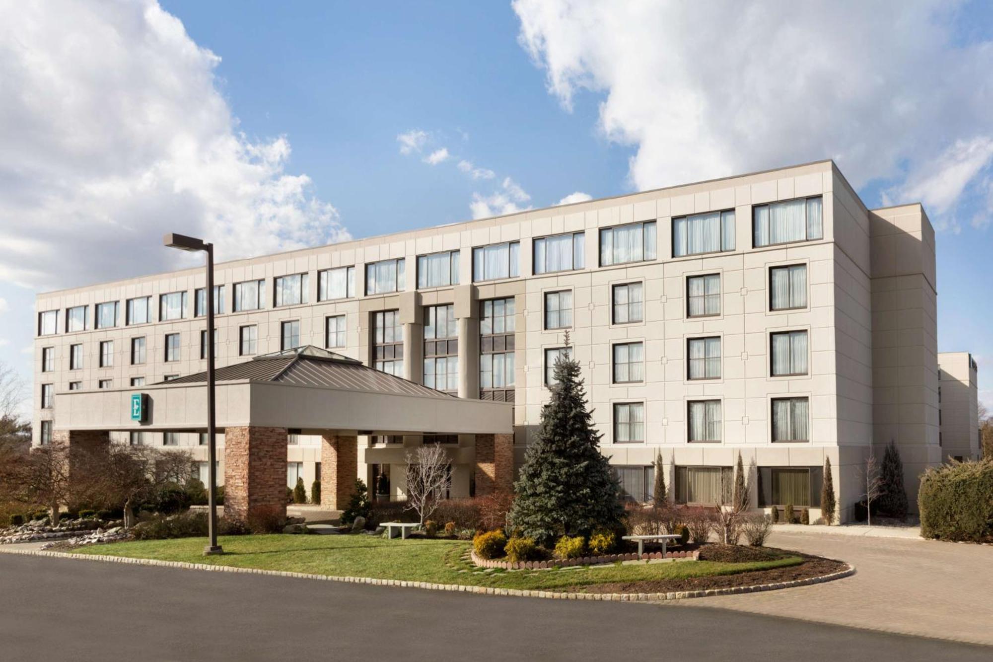 Embassy Suites By Hilton Piscataway Somerset Εξωτερικό φωτογραφία